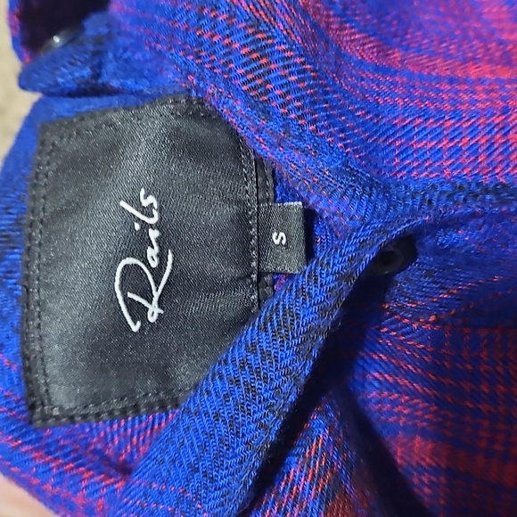 Rails Hunter Plaid Button-Up Flannel Shirt - Picture 9 of 11